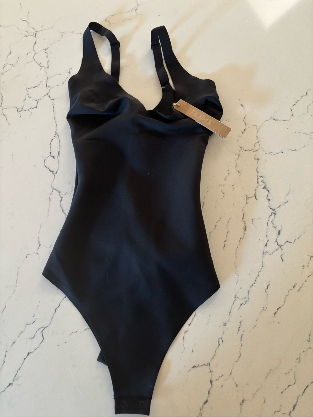 SKIMS Black Bodysuit with Adjustable Straps Plunge Sz Small NWT